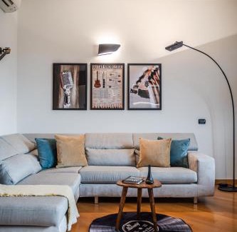 San Donato-San Vitale Apartment | Bologna, 5 Min dal centro e Sant'Orsola, Parcheggio - Corde & Colori