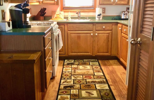 Bolton Landing House | Bolton Landing Cabin, family getaway or romantic retreat close to Lake George