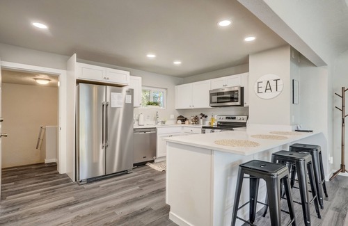 Central Colorado Springs House | Bon Voyage