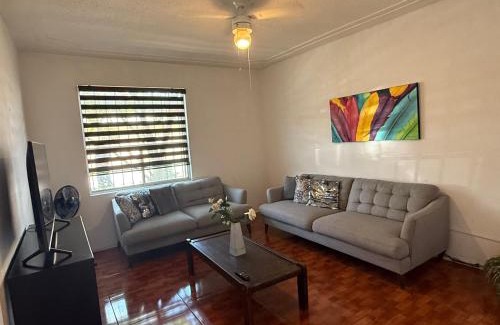 Juarez Municipality House | Bonanza Casa de Huespedes