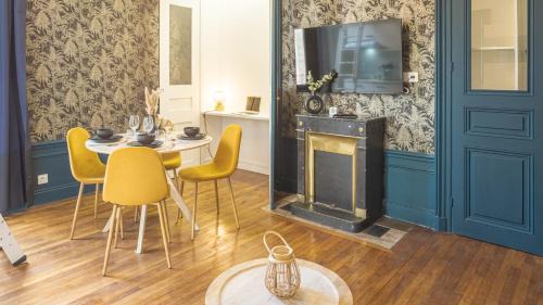 Troyes Apartment | BonAppart 11 - Charme Napoléonien & Confort