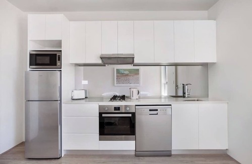 Bondi Apartment | BONDI BEACH STUDIOS: X