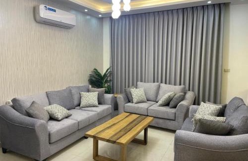 Al Jubeiha Apartment | Bondi