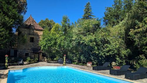 Urval House | Bonfarto Locations