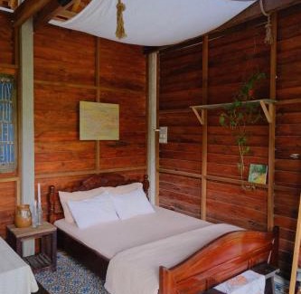 Hoi An Apartment | Bong Mo - Hoi An wooden house