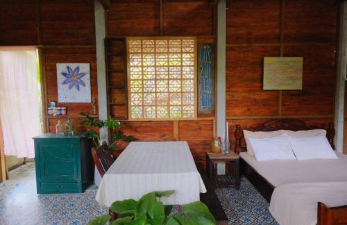 Hoi An Apartment | Bong Mo - Hoi An wooden house