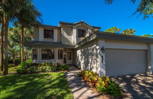 Burning Tree House | Bonita Bay 2500+ Square Feet!