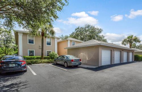 Bonita Springs Apartment | Bonita East Retreat