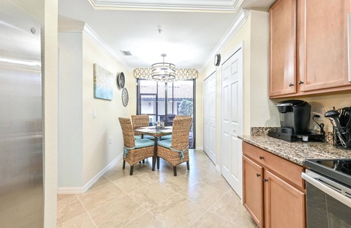 Naples Condo | Bonita National Golf & Country Club: 2 bed/2 bath + den. Resort amenities.