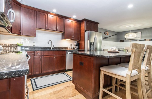 Bonita Springs House | Bonita Springs-5 mi to Beach-King Beds-Grill-Fire Pit-Golf-Private-Walk Downtown