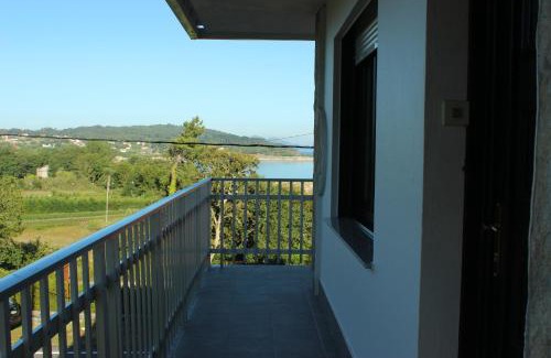 Porto do Son Apartment | Bonita vivenda con jardín en playa Aguieira