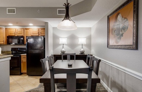 Lake Buena Vista Resort | Bonnet Creek Getaway – Stylish 2BR Villa Near Disney Parks