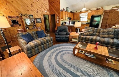Blairsville Cabin | Bonnie Cabin close to Helton Creek Falls