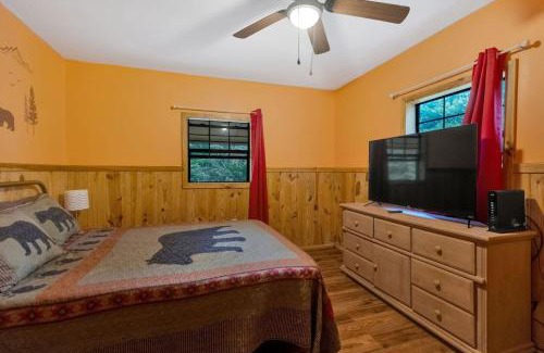 Cosby House | Boo Bear Close to Gatlinburg