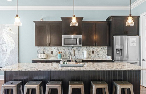 Miramar House | Book 3 Nights Get 4th Free*Spectacular Home*Two Golf Carts*Grill*Steps From Pool