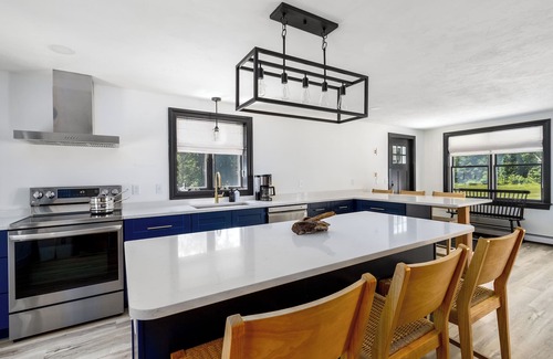 Waquoit Village House | Book a Last Minute Cape Escape! Modern, Tranquil Cape home close to town beaches