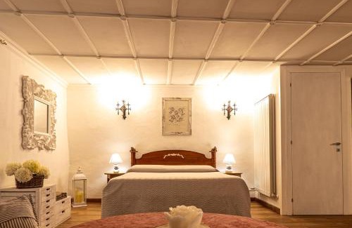 Orvieto House | Book and Bed