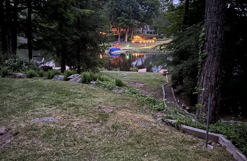 Hamlin House | Book for Fall! Lakefront updated property in the highly sought Hideout Community