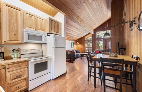 Whitefish Condo | Book for the Holiday! Charming Ptarmigan Unit! Community Amenities!