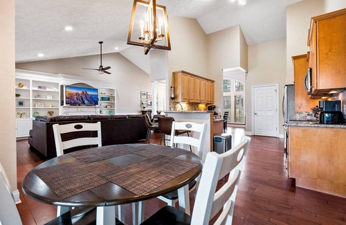 Pinehurst House | Book GOLF with us! Luxury Emerson Cottage at Pinehurst No. 6 with Pool Table