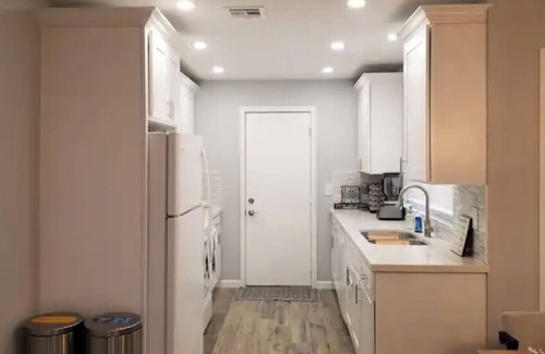 Merced House | Book it and Love it! HGTV Looking Home