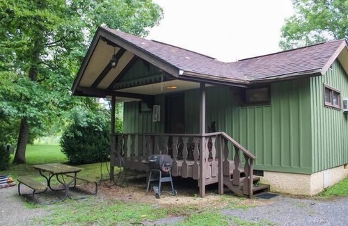 Pittman Center Cabin | Book NOW and receive tickets to Dollywood, Anakeesta and many more