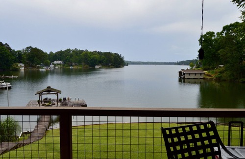Jacksons' Gap House | Book now! Football Season is around the corner!