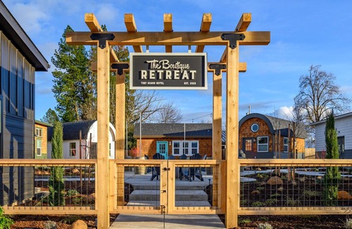 McMinnville Cottage | Book the Bohemian Bungalow at The Boutique Retreat in downtown McMinnville.