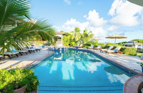 Blowing Point Villa | Book Your Fall/Winter Getaway at La Gran Maria Villa Now!