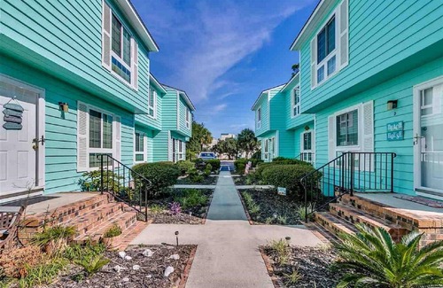 Myrtle Beach House | Book Your Last Minute Getaway. Beautiful 2 Story Townhome. Half Block From Beach
