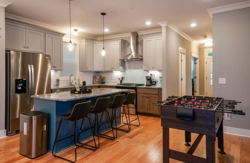 North Nashville House | Booking Fast 12 Beds-large Yard