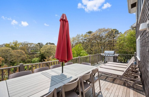 West Chatham House | Booking for 2025 now! WATERVIEWS! 4min drive to Hardings Beach!
