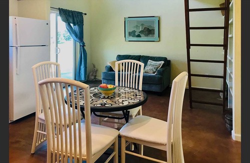 Talent House | BookStayHop - Sunrise Cottage ~ Peaceful Setting ~Mountain Views!