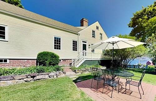 Boothbay Harbor House | Boothbay Lookout