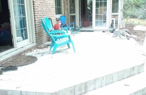 Red Hill House | Borders Coastal Carolina University 25 min from beach. Quiet neighborhood.