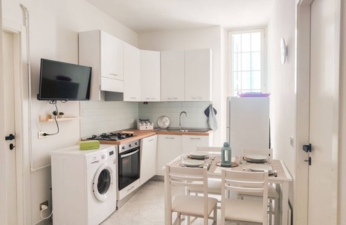 Pineto Apartment | Bordopineta Center - Central and bright apartment