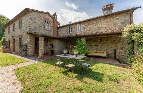 Mastiano Apartment | Borghetto Gaddini - Gli Americani Deluxe Apartment- Panoramic view and pool