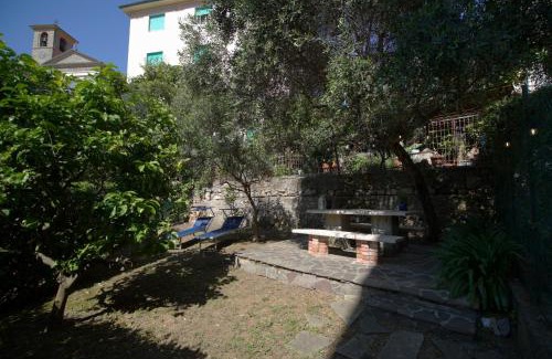 Tellaro House | Borgo Antico - Casa del commodoro