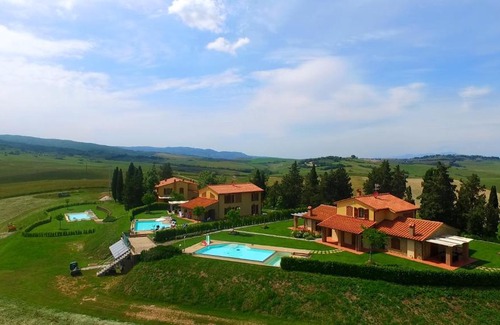Lajatico Apartment | Borgo del Silenzio - Apartments with pool in Lajatico