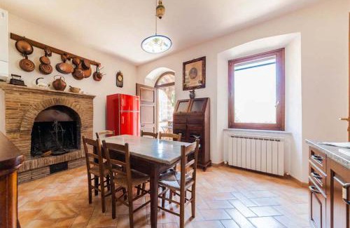 Bolsena Apartment | Borgo Podernovo