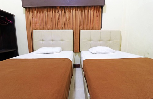 Kebon Sirih Hotel | Borneo Hostel