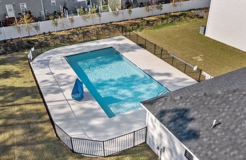 Swansboro House | @BoroLife Luxe 2BR 2.5 BA Townhome