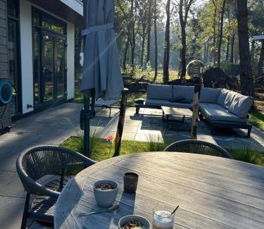 Municipality of Hellendoorn Ski Chalet | Bos chalet Hellendoorn met Hottub
