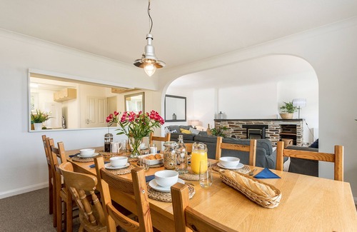 Tintagel Cottage | Boskenna is a beautiful and spacious five-bedroom detached home