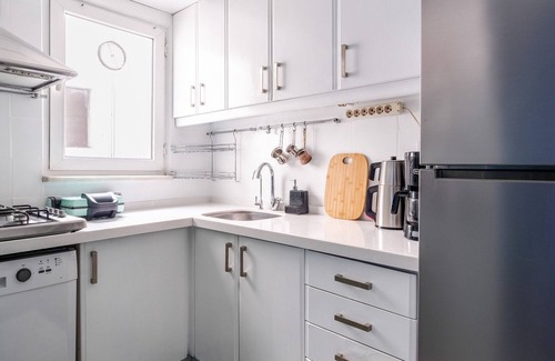 Kabatas Apartment | Bosphorus View Flat 5 min to Istiklal Street
