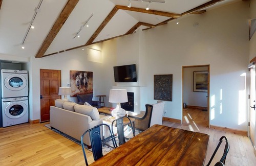 Downtown Santa Fe House | Bosque Casita: Downtown Railyard District, a short walk to Plaza