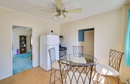 Revere Apartment | Boston Area Vacation Rental 3 Mi to Airport!
