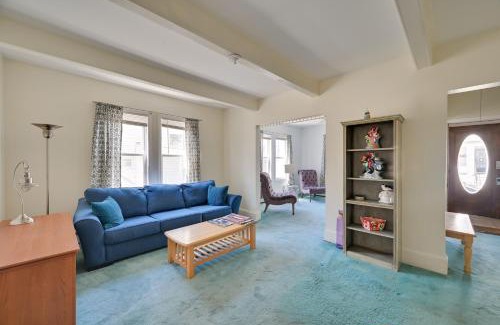 Revere Apartment | Boston Area Vacation Rental 3 Mi to Airport!