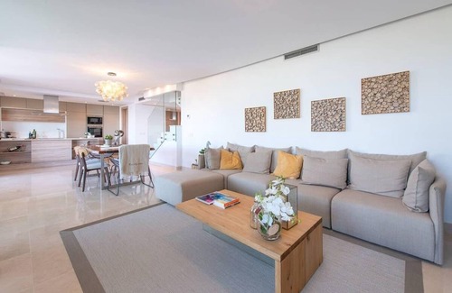 Benahavis Apartment | Botanic | Elegant Penthouse Breathtaking View
