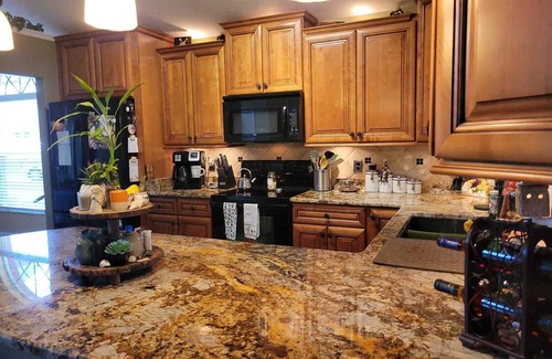 Orlando House | Botanical Garden Home-20 min to Disney, 10 Min to Downtown & 40 Min to the beach
